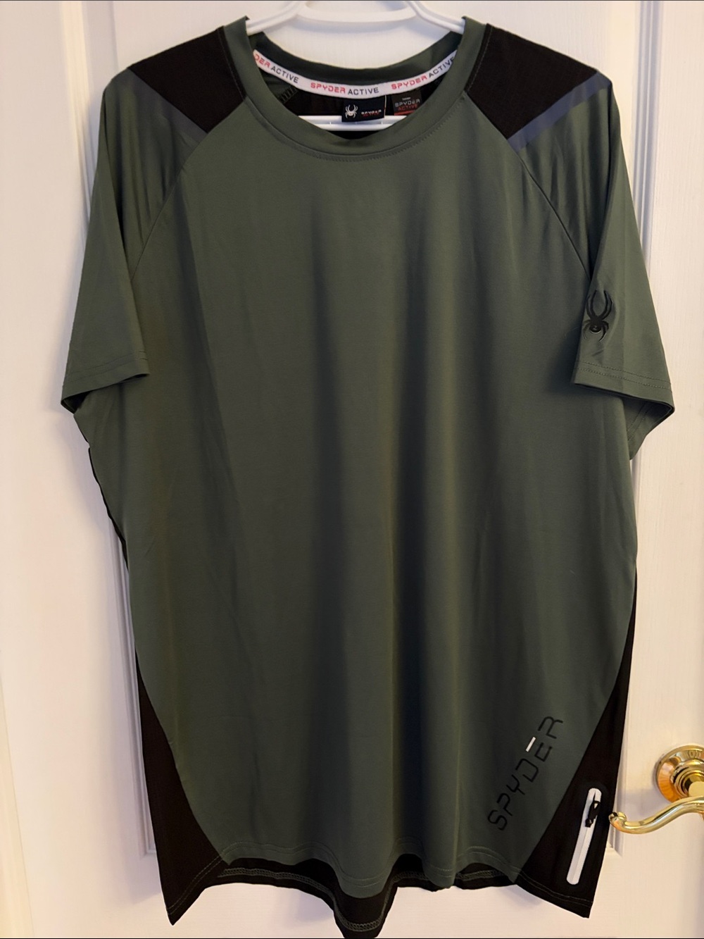 Spyder Men’s Olive Green and Black Short-Sleeve Performance Tee NWOT